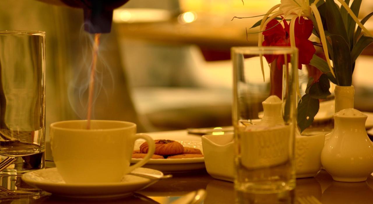 Hotel Chandela Khajurāho Dış mekan fotoğraf