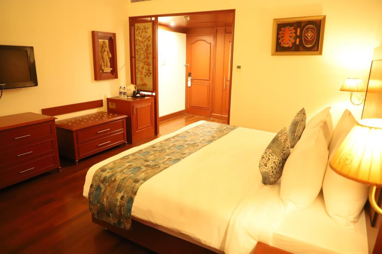 Hotel Chandela Khajurāho Dış mekan fotoğraf