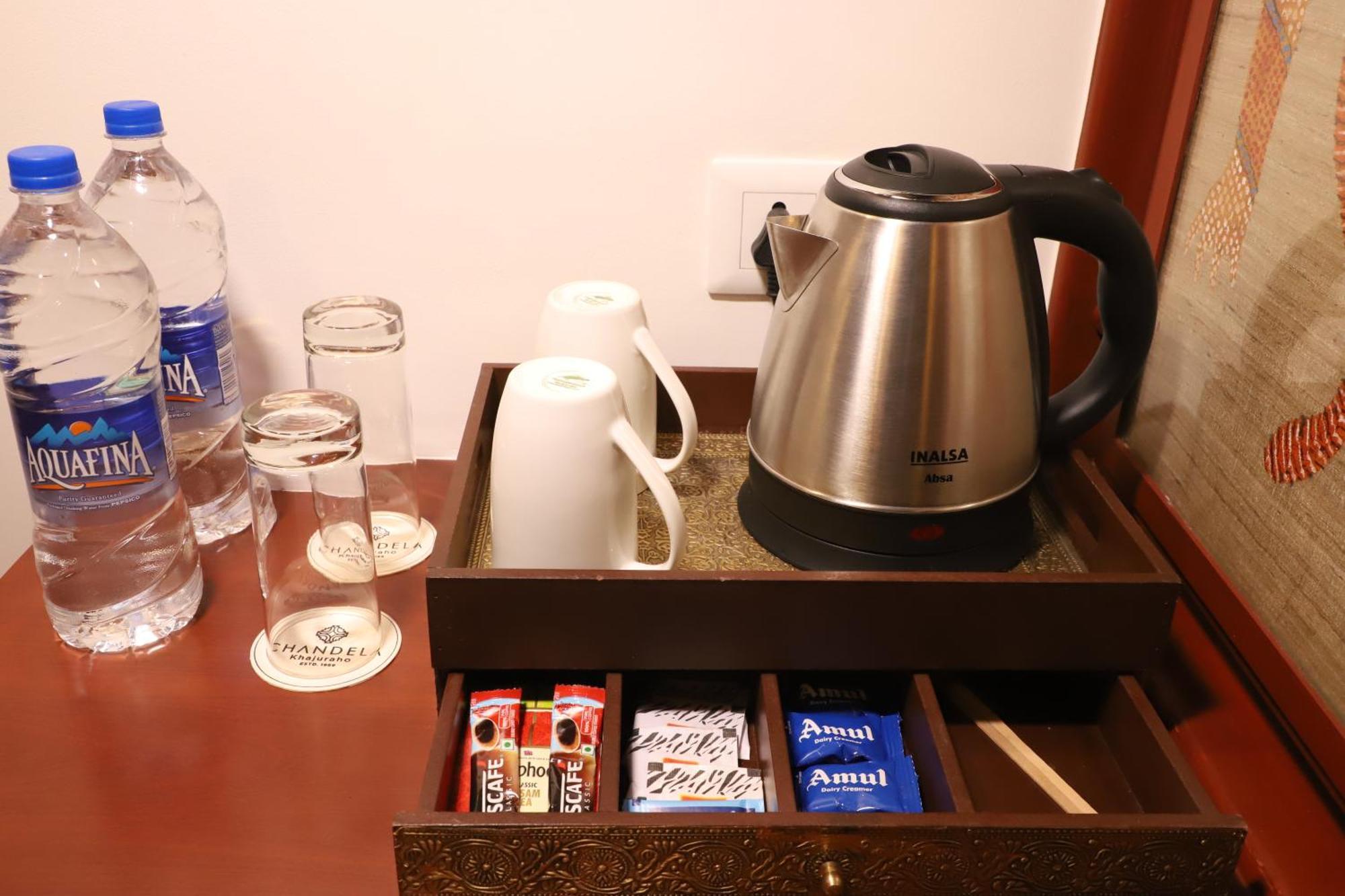 Hotel Chandela Khajurāho Dış mekan fotoğraf